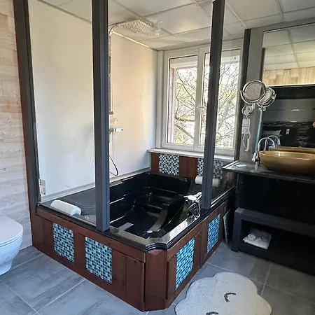 Les Bains De L 'abbaye アパートホテル